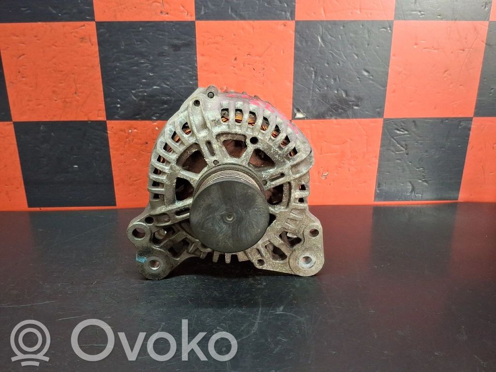 Alternador   TG11C116,03L903024A