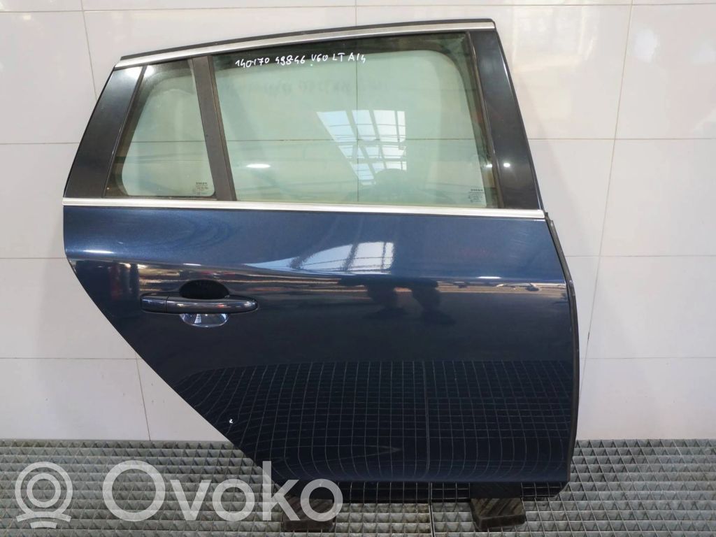 Volvo V60 Takaovi 
