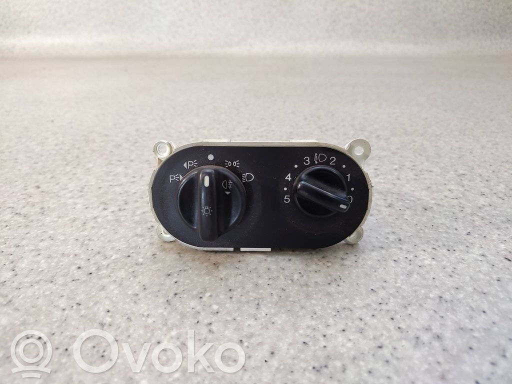 Ford Mondeo MK I Interruptor de luz 