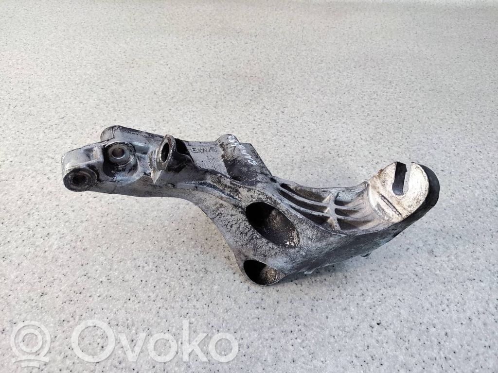Saab 9-5 Gearbox mounting bracket 