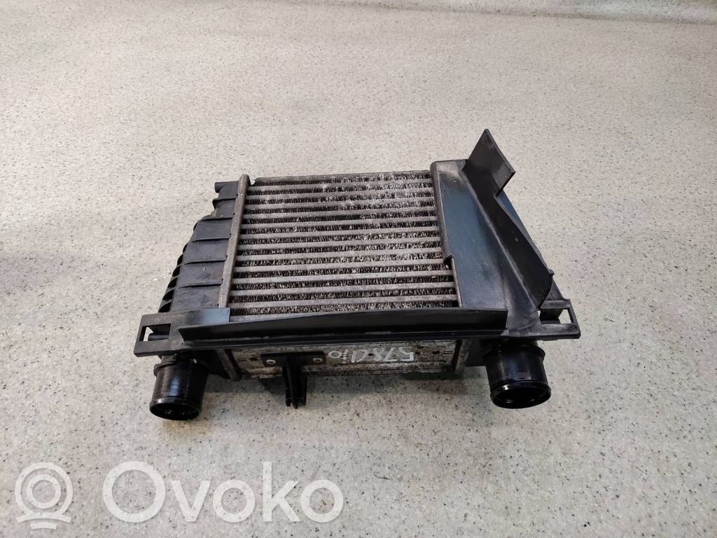 Renault Clio III Interkūlerio radiatorius 