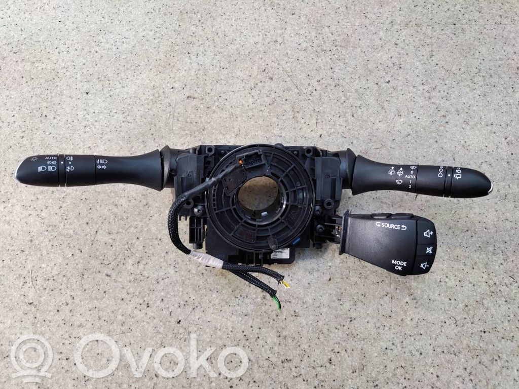 Renault Megane IV Bloc semnalizator și ștergător parbriz 