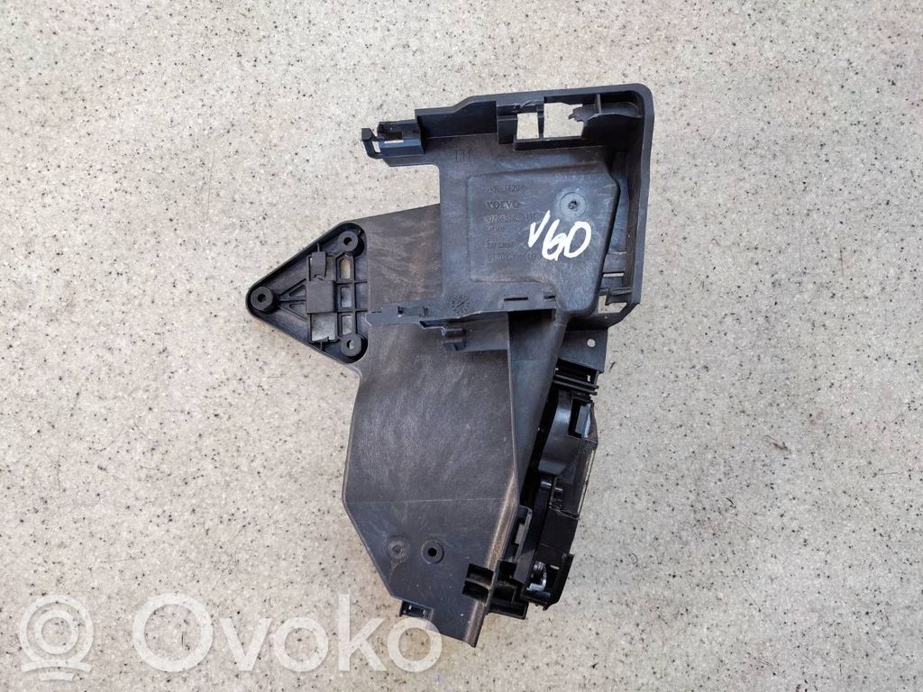 Volvo V60 Încuietoare ușă față 