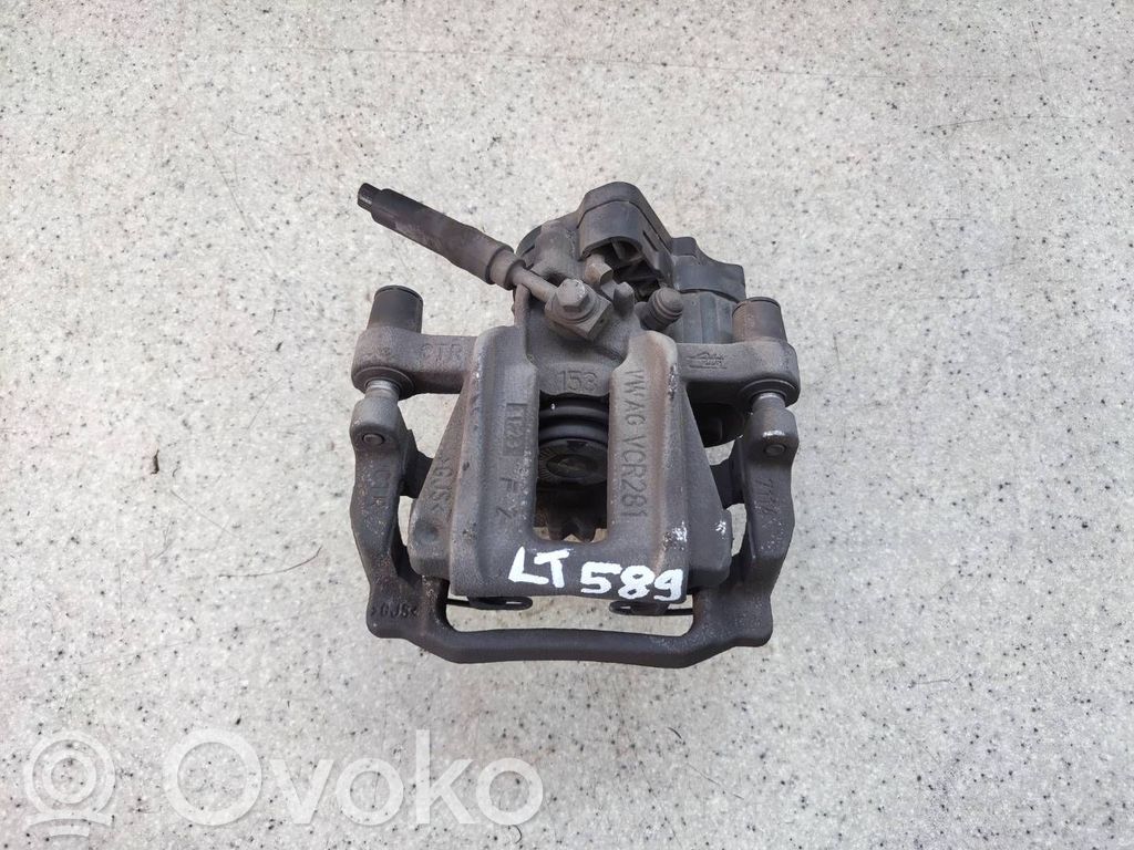 Skoda Octavia Mk4 Tylny zacisk hamulcowy 