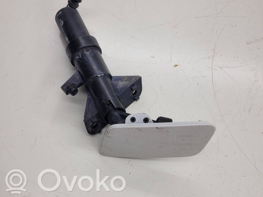 Volkswagen PASSAT CC Dysza spryskiwacza lampy przedniej 