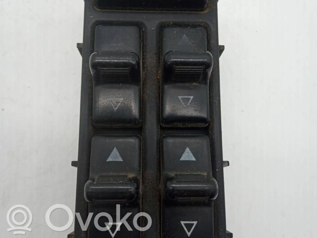 Jeep Grand Cherokee Electric window control switch 