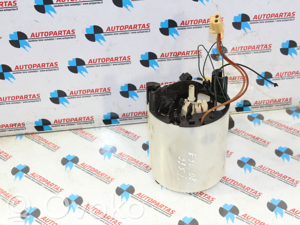 BMW 3 E90 E91 Pompe à carburant 