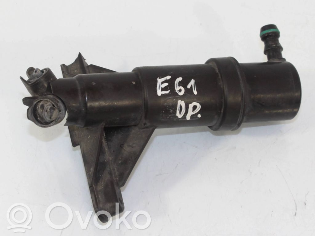 BMW 5 E60 E61 Headlight washer spray nozzle 