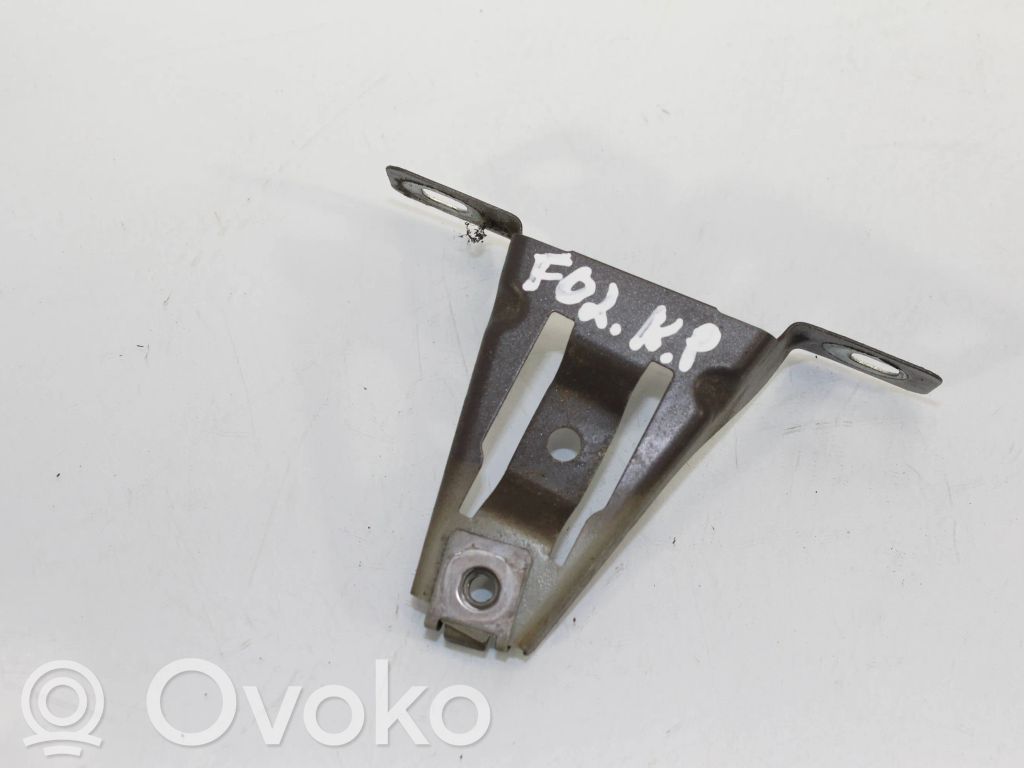 BMW 7 F01 F02 F03 F04 Bridă fixare aripă față 