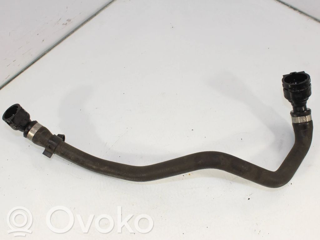 BMW 1 F20 F21 Engine coolant pipe/hose 
