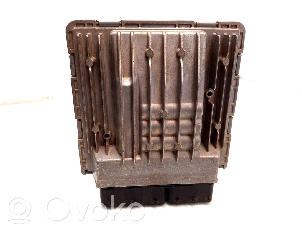 BMW X5 E70 Engine control unit/module 