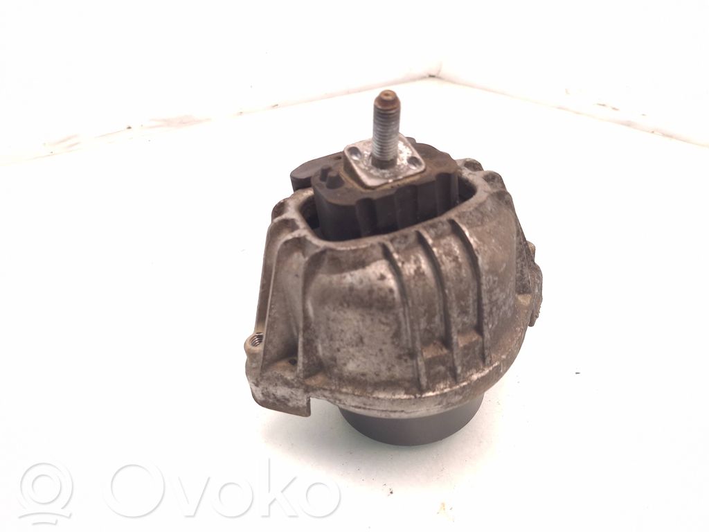 Engine mount bracket   13981112