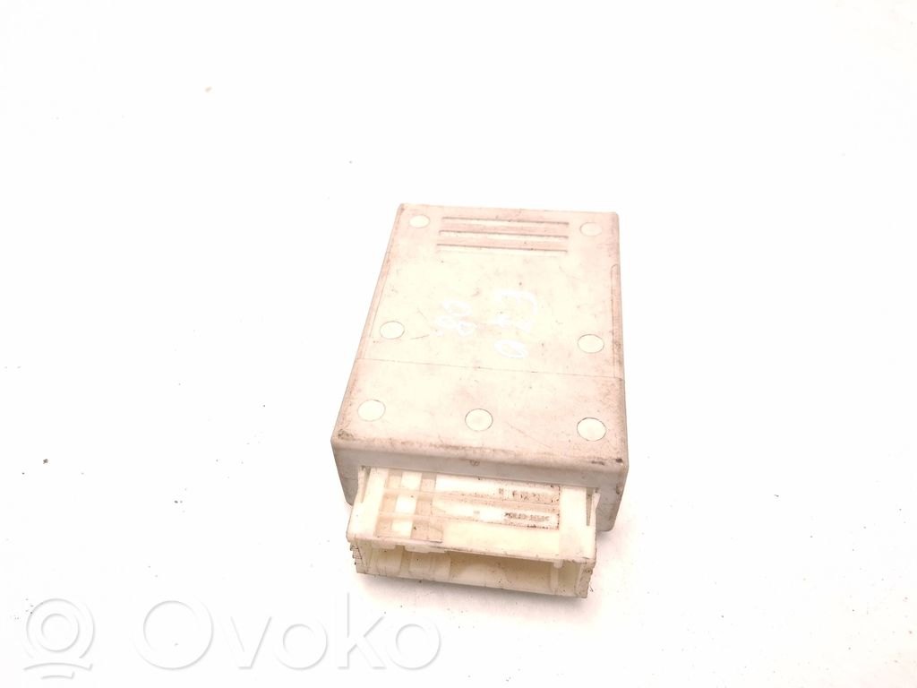 BMW X5 E70 Tire pressure control unit 