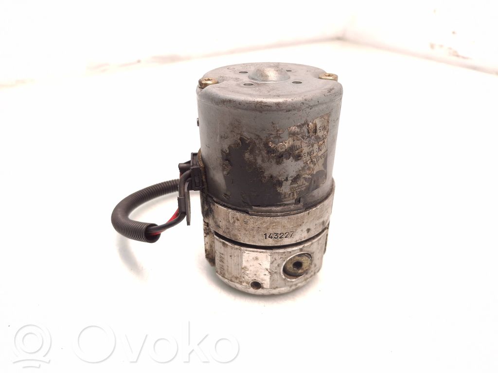 BMW X5 E53 Convertible roof hydraulic pump 