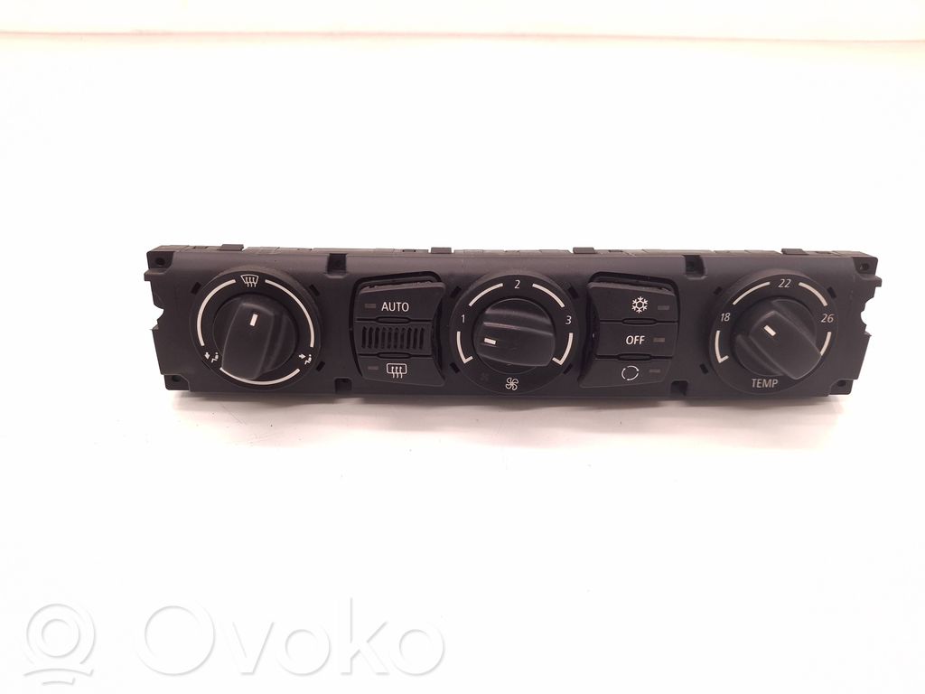 BMW 5 E60 E61 Climate control unit 