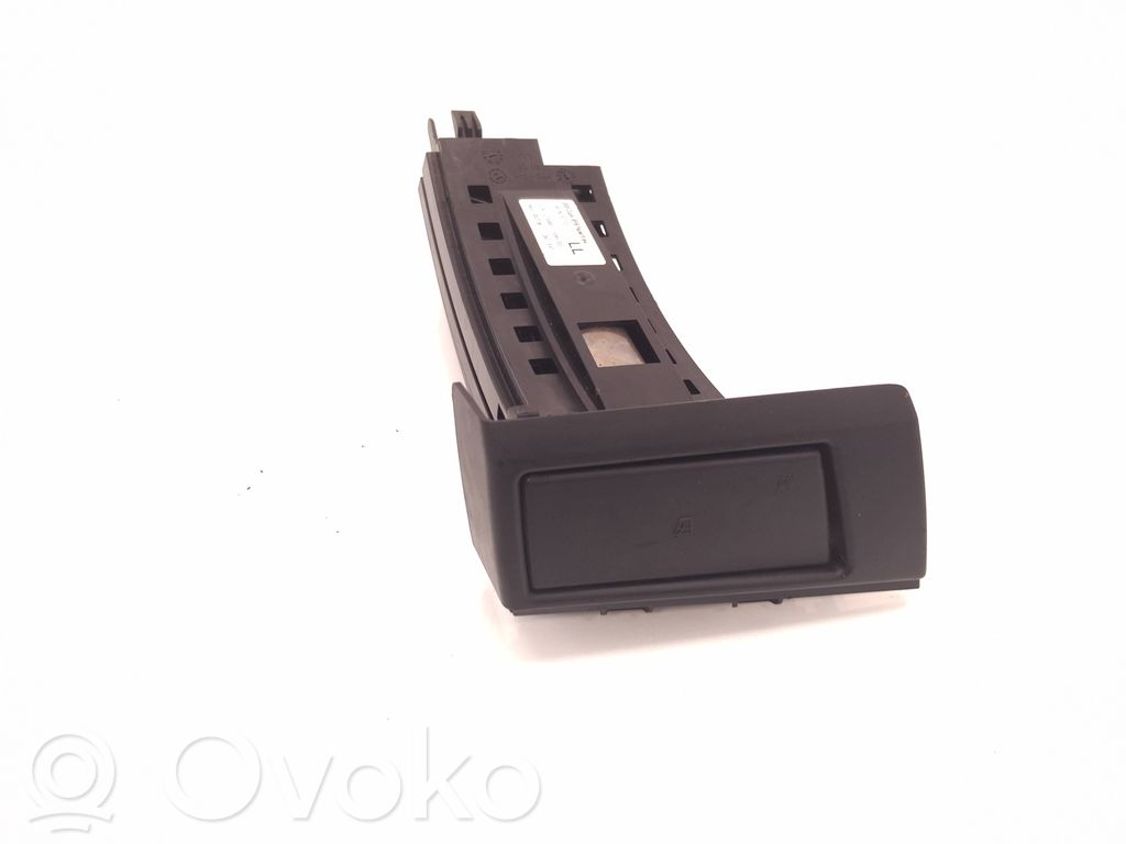 BMW X3 E83 Cup holder 