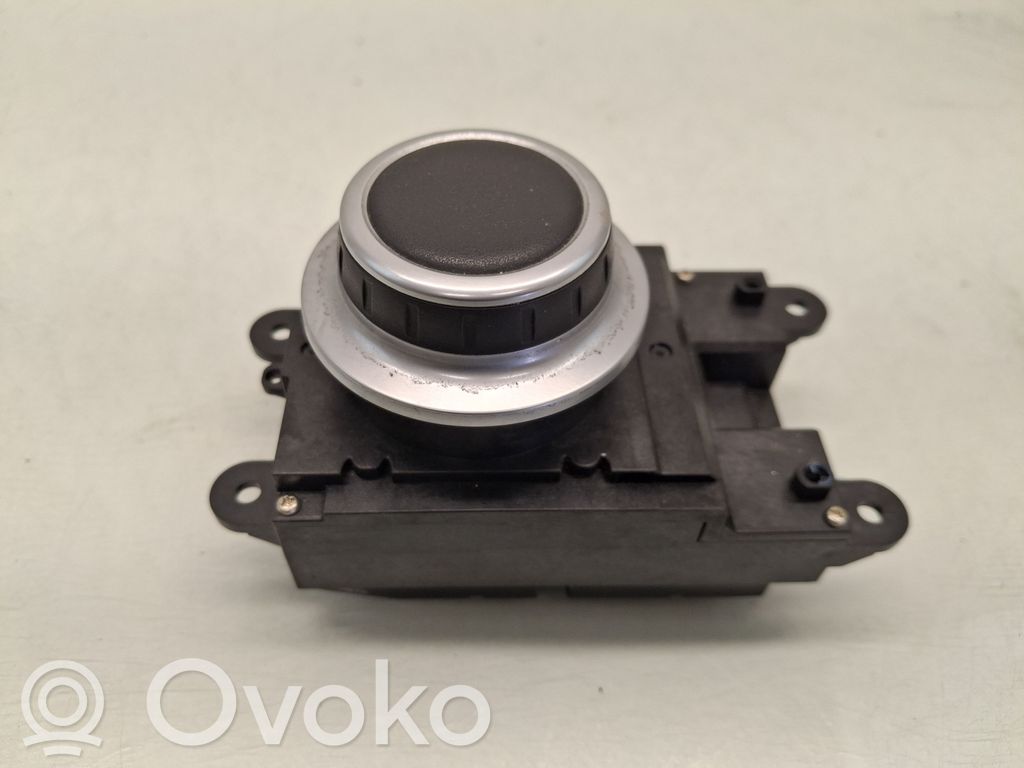 Multimedijos kontroleris   6944884,HW06SW0C