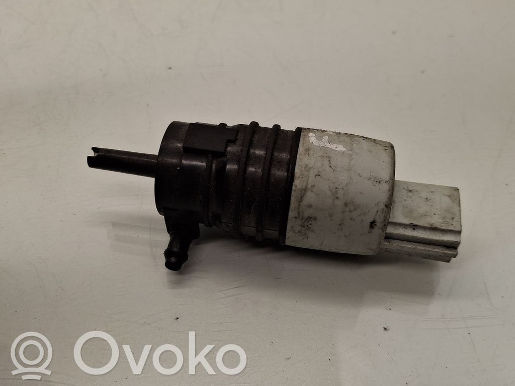 BMW 2 F44 Pompă spălător parbriz 