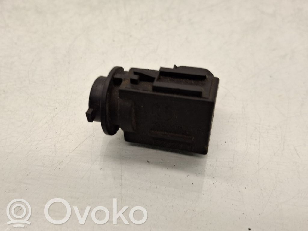 BMW 1 E81 E87 Air quality sensor 