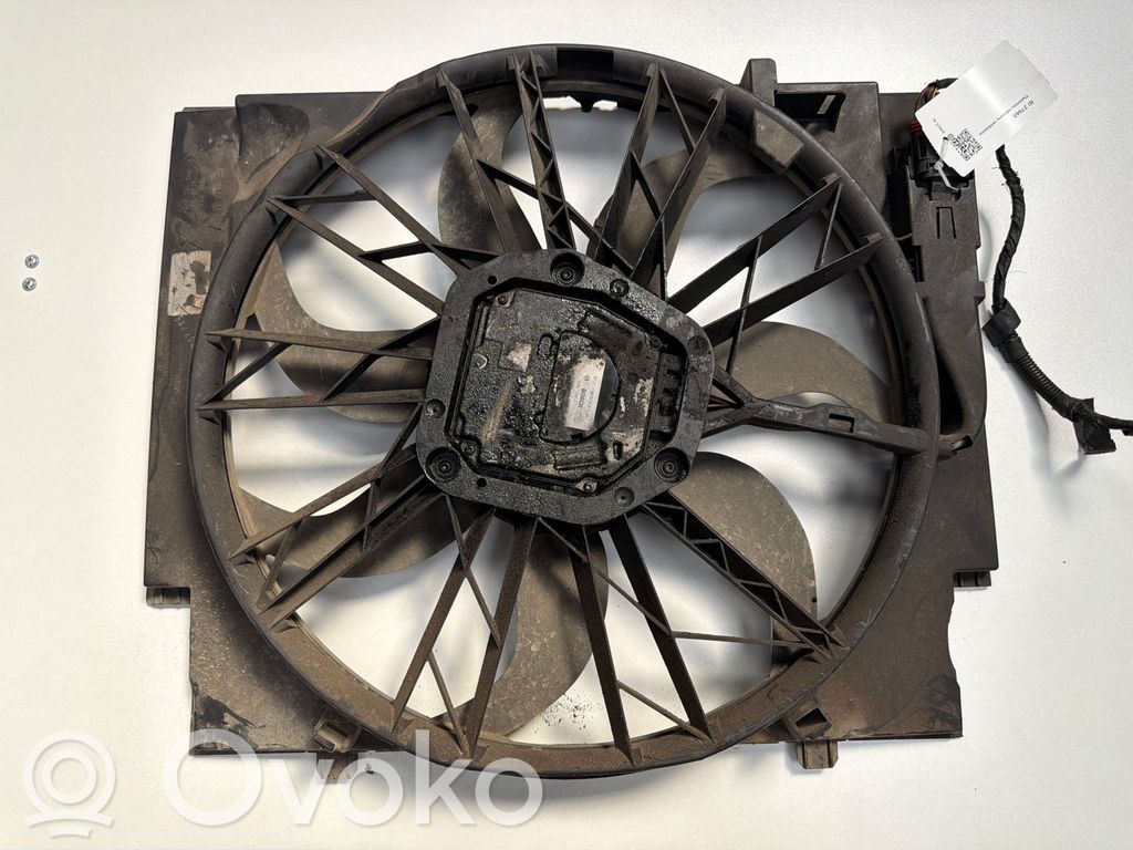 BMW 5 E60 E61 Elektrisks radiatoru ventilators 