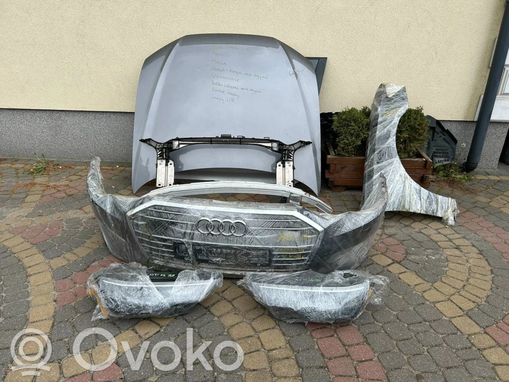 Front bodywork piece   A6C8