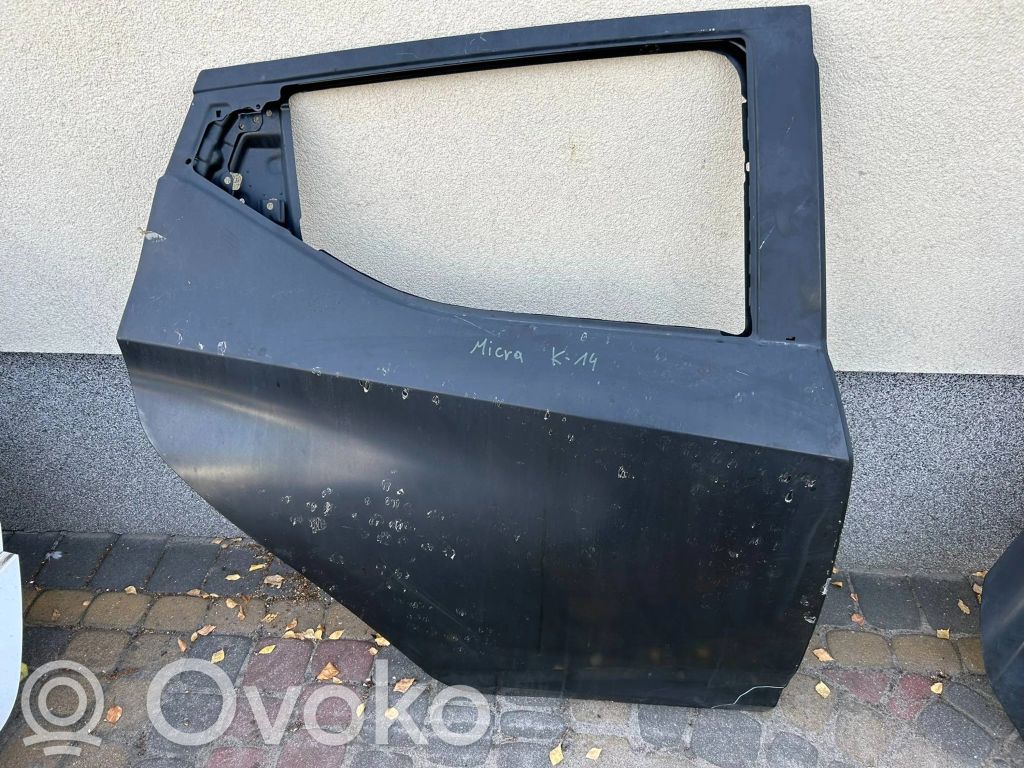 Puerta trasera   821005FA5J