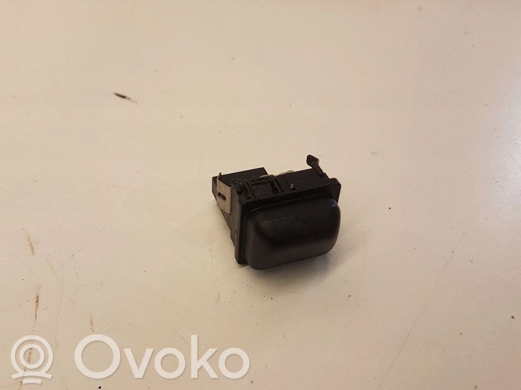 Sensor   8P0819681