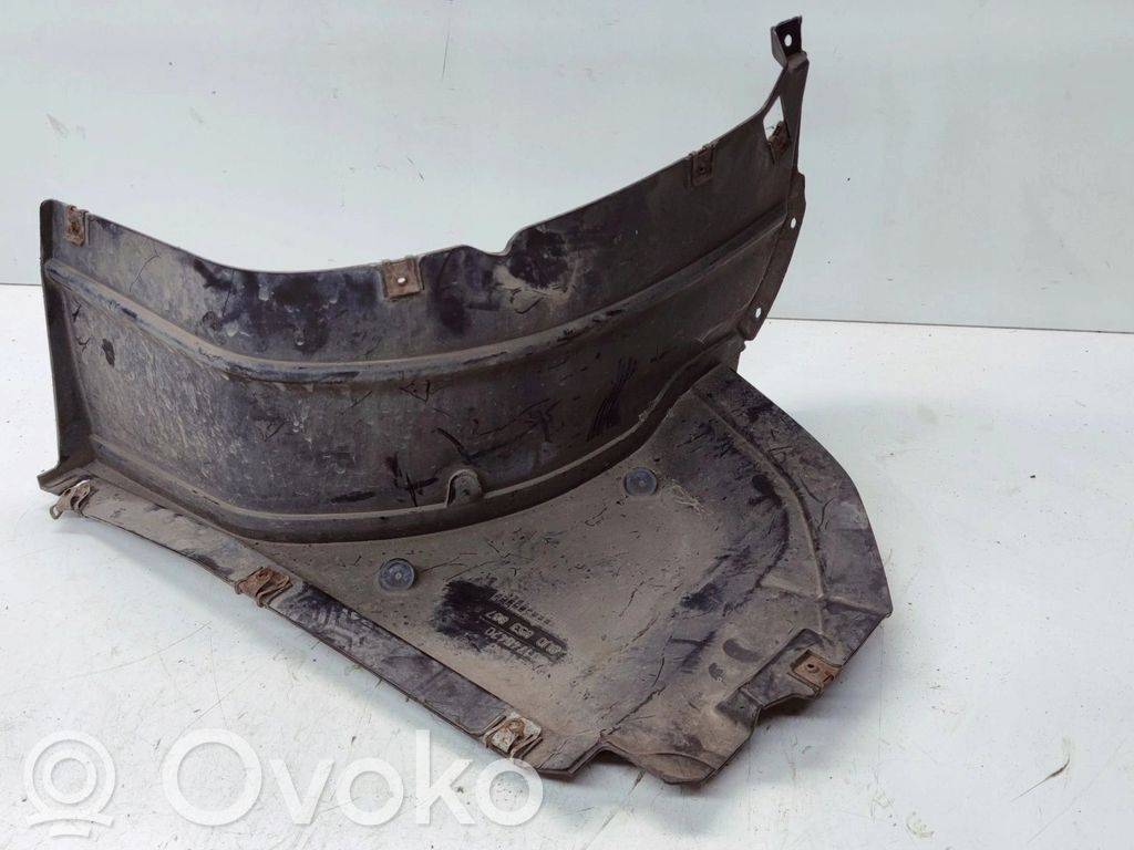 Nadkole przednie   8U0853887AOK