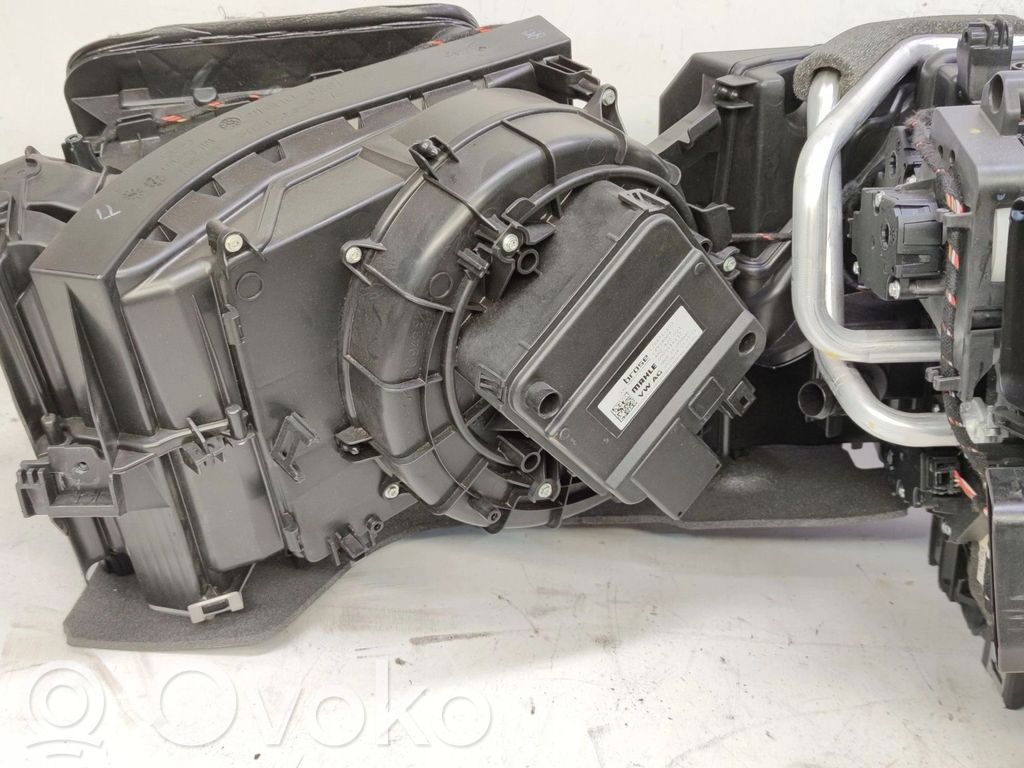 Audi A4 S4 B9 Radiateur soufflant de chauffage 