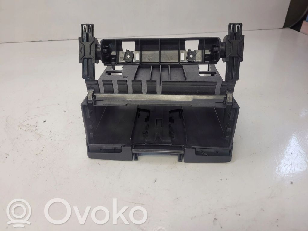 Cubierta del motor (embellecedor)   4L0864981E