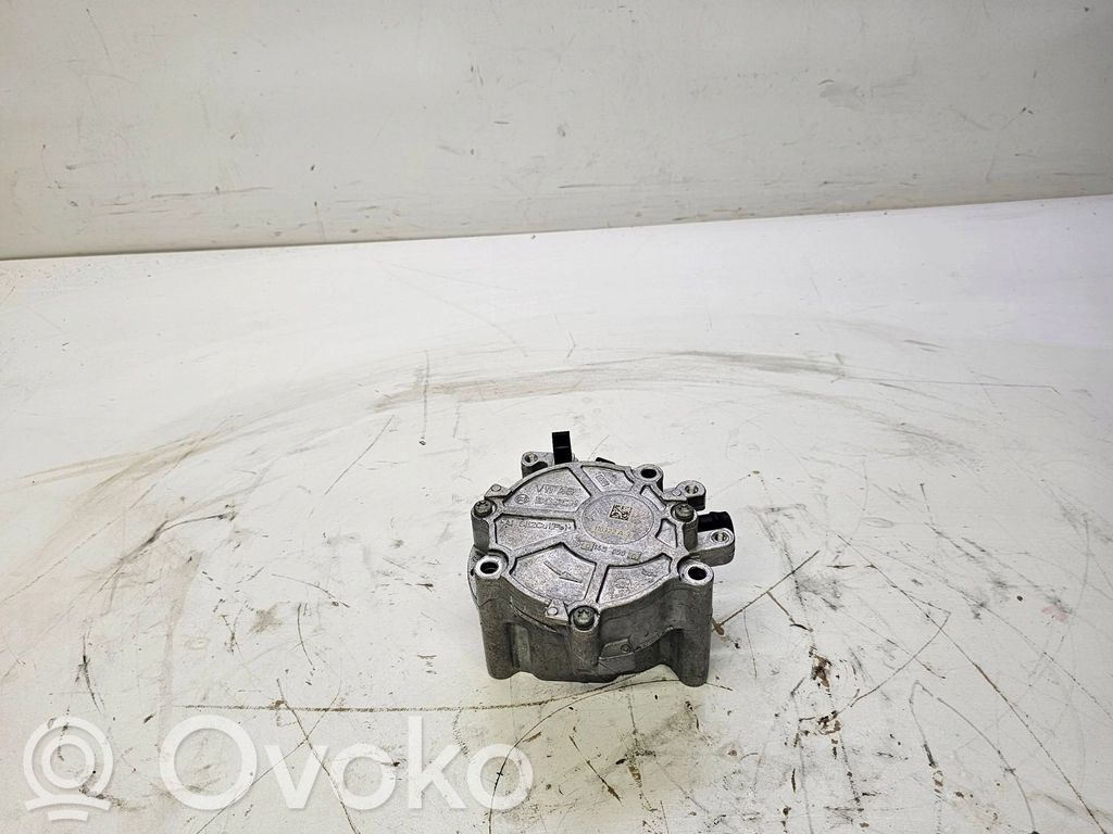 Vacuum pump   06Q145100G