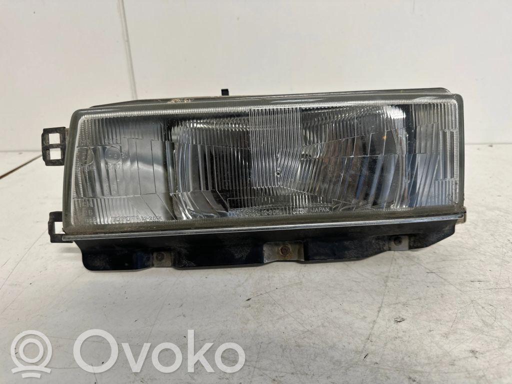 Toyota Corolla E90 Headlight/headlamp 
