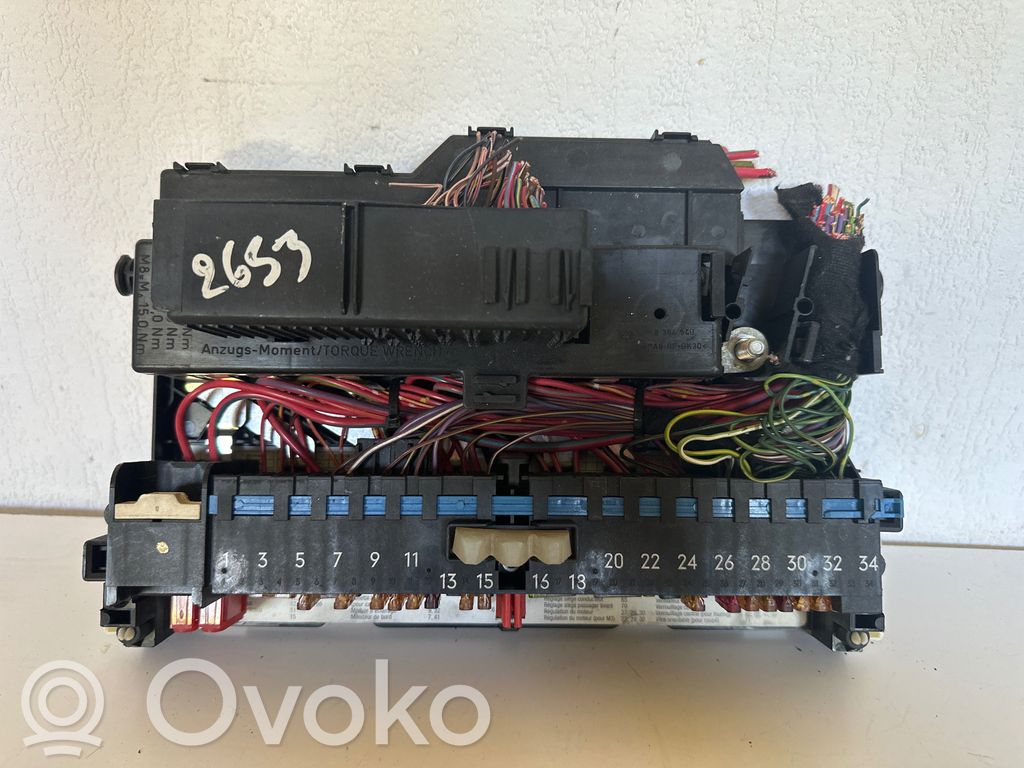 Fuse module   8364542