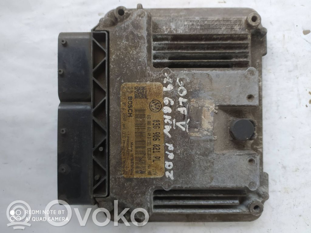 Volkswagen Golf V Engine control unit/module 