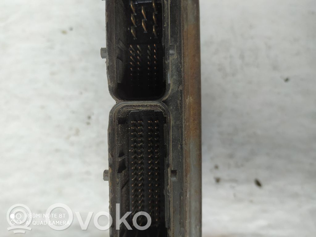 Opel Vectra C Engine control unit/module 