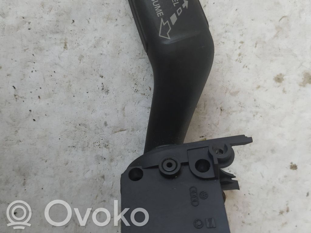 Commande régulateur de vitesse   4E0953521B,059903023M,4E09535214PK,4E0953521B4PK