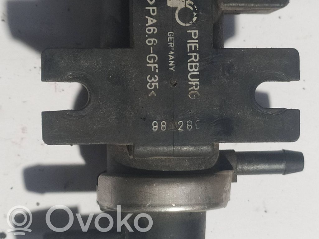 Volkswagen PASSAT B7 Turbo solenoid valve 