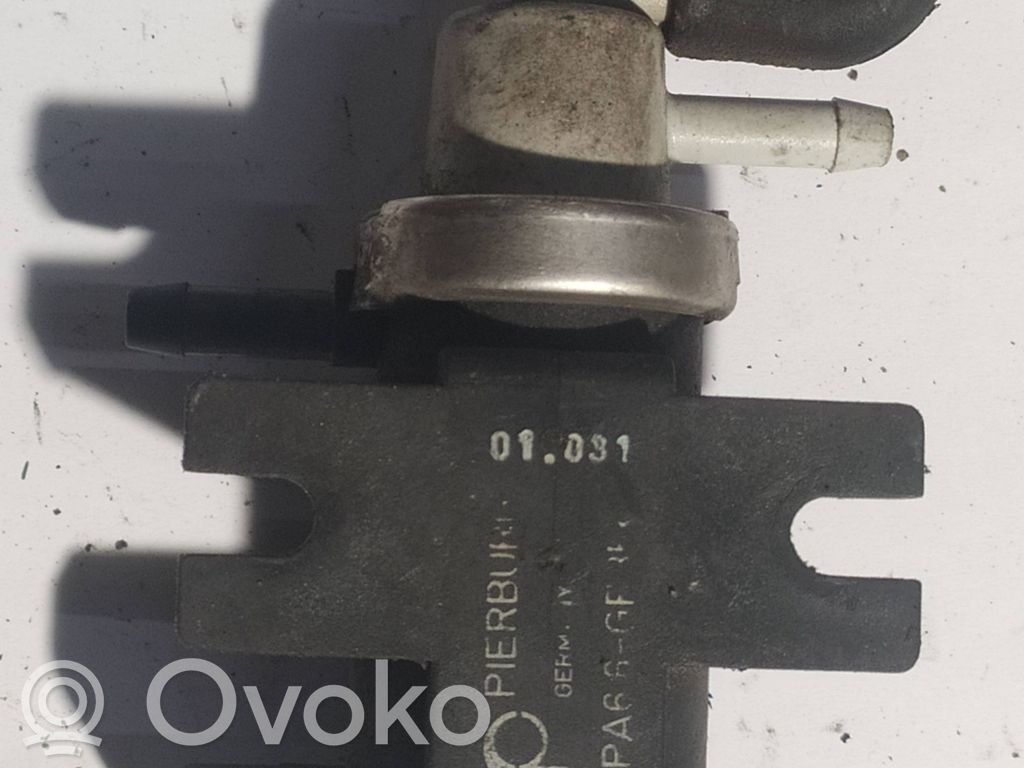 Volkswagen PASSAT B7 Turbo solenoid valve 