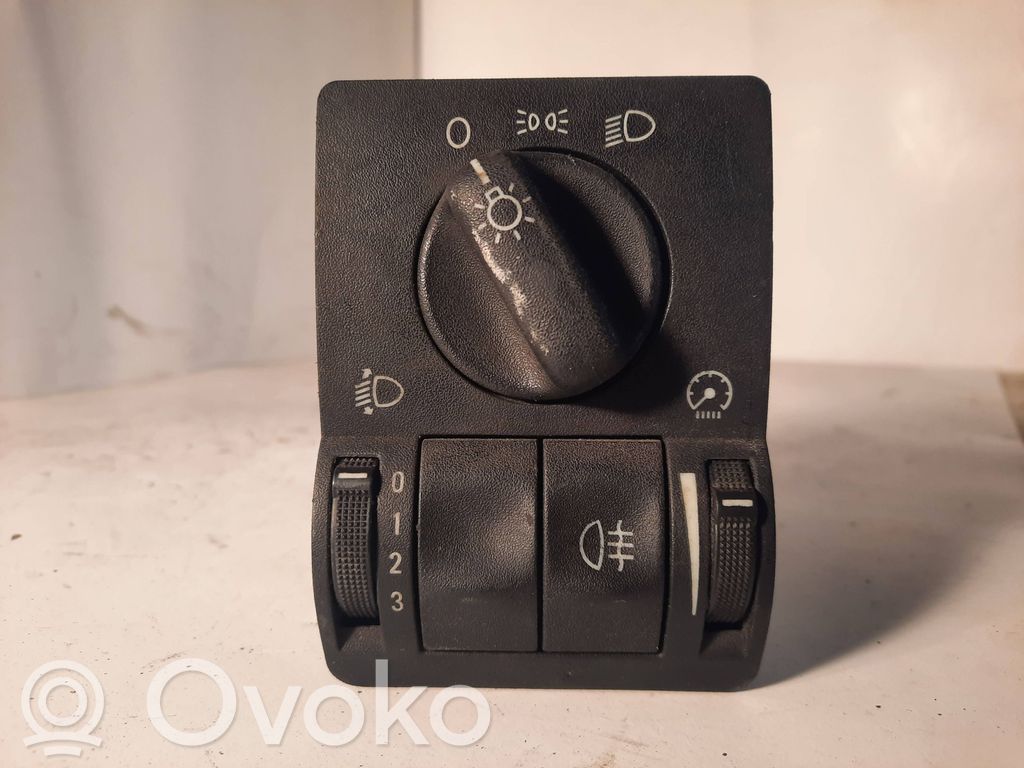 Opel Astra G Otros interruptores/perillas/selectores 