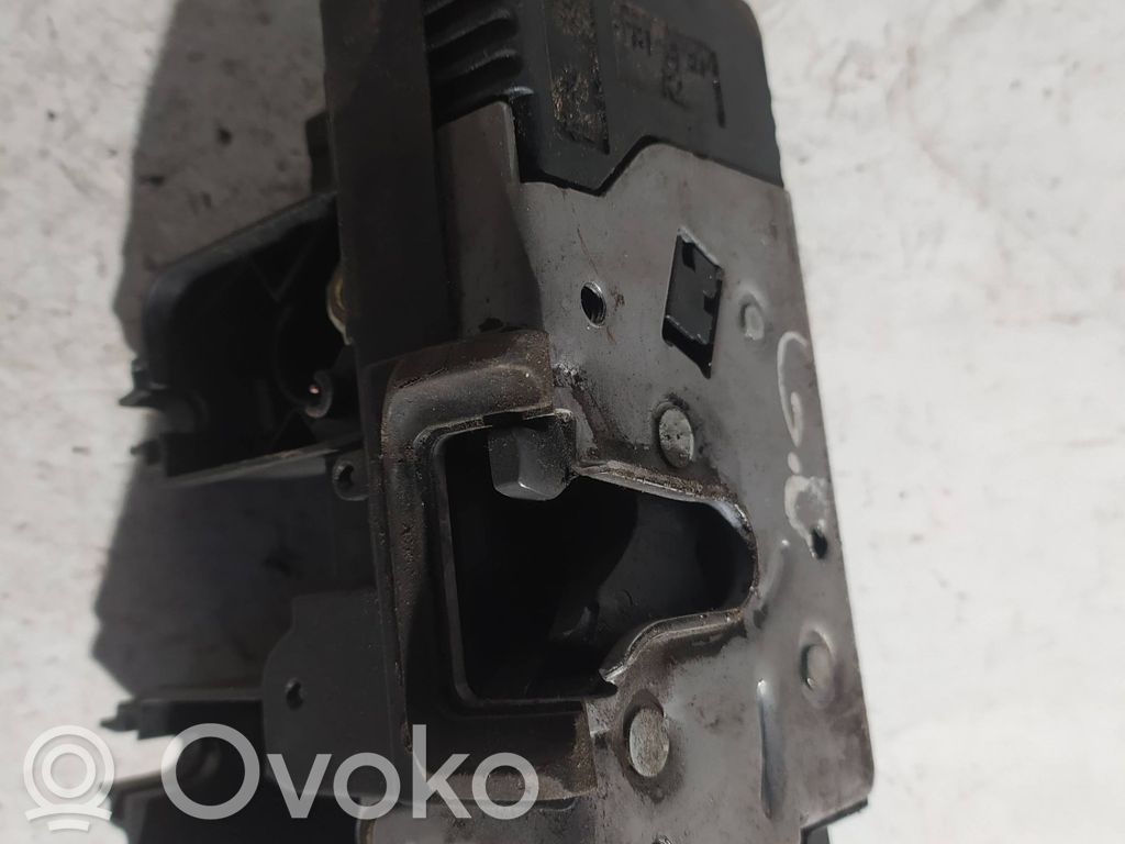 Opel Vectra C Zamek drzwi tylnych 