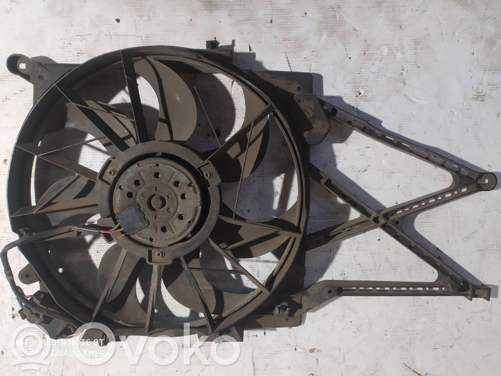 Opel Astra G Elektryczny wentylator chłodnicy 
