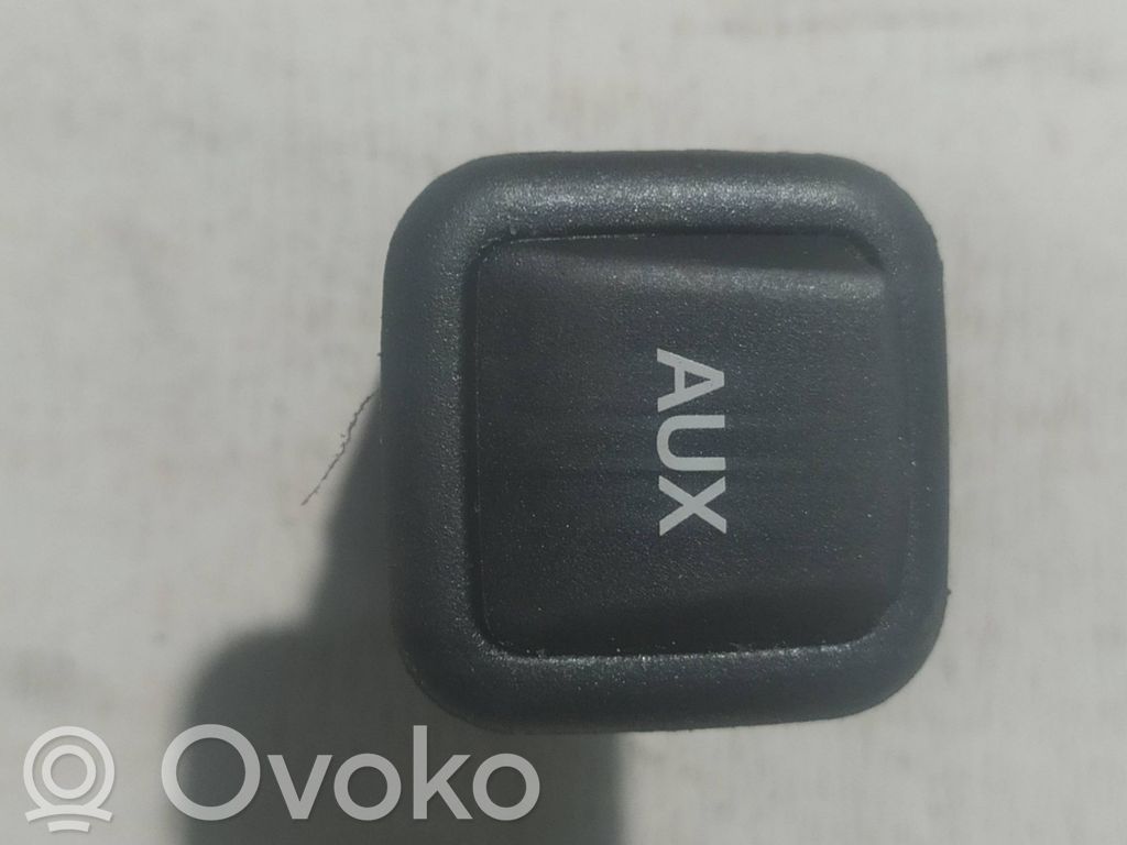 Audi A6 S6 C7 4G AUX-Anschluss 