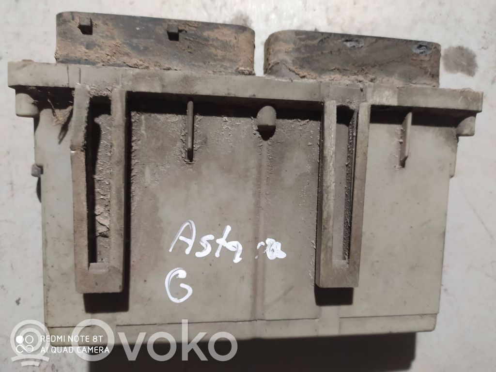 Opel Astra G Jäähdytyspuhaltimen rele 