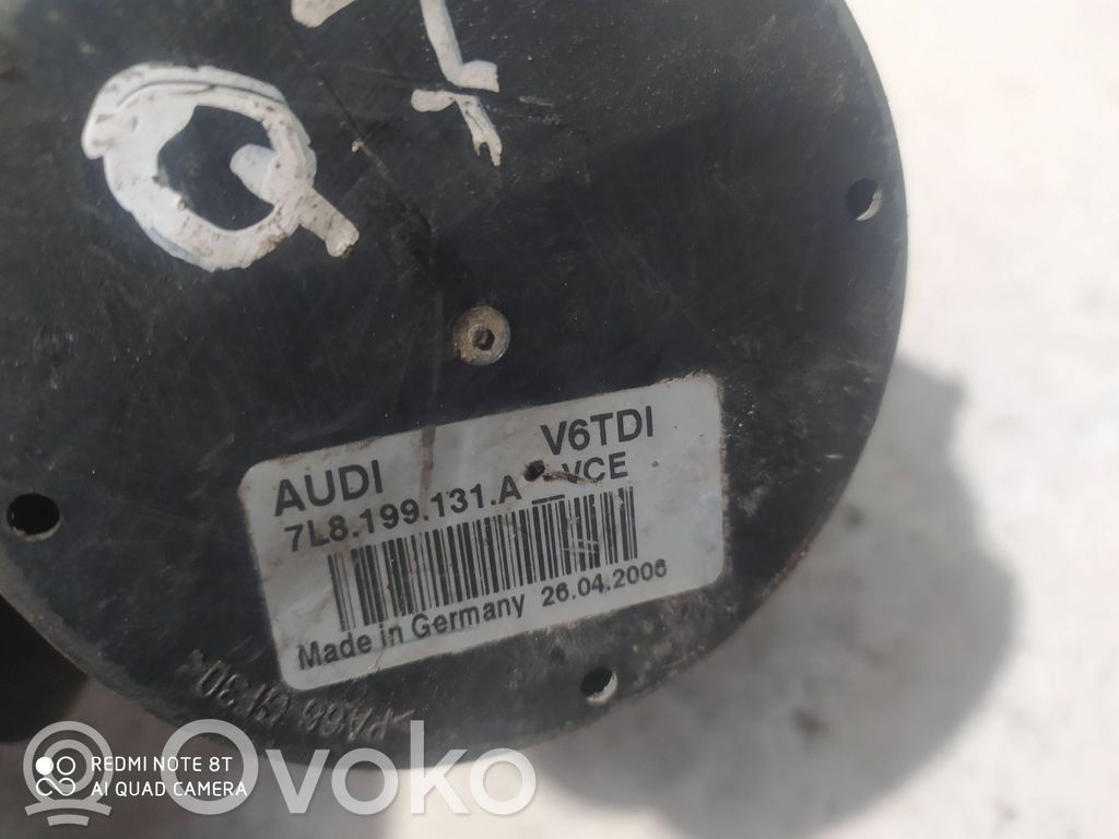Engine mount bracket   7L8199131A
