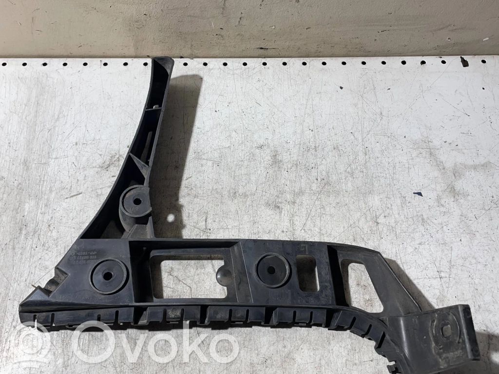 Volkswagen Touran II Suport montare bară spate 