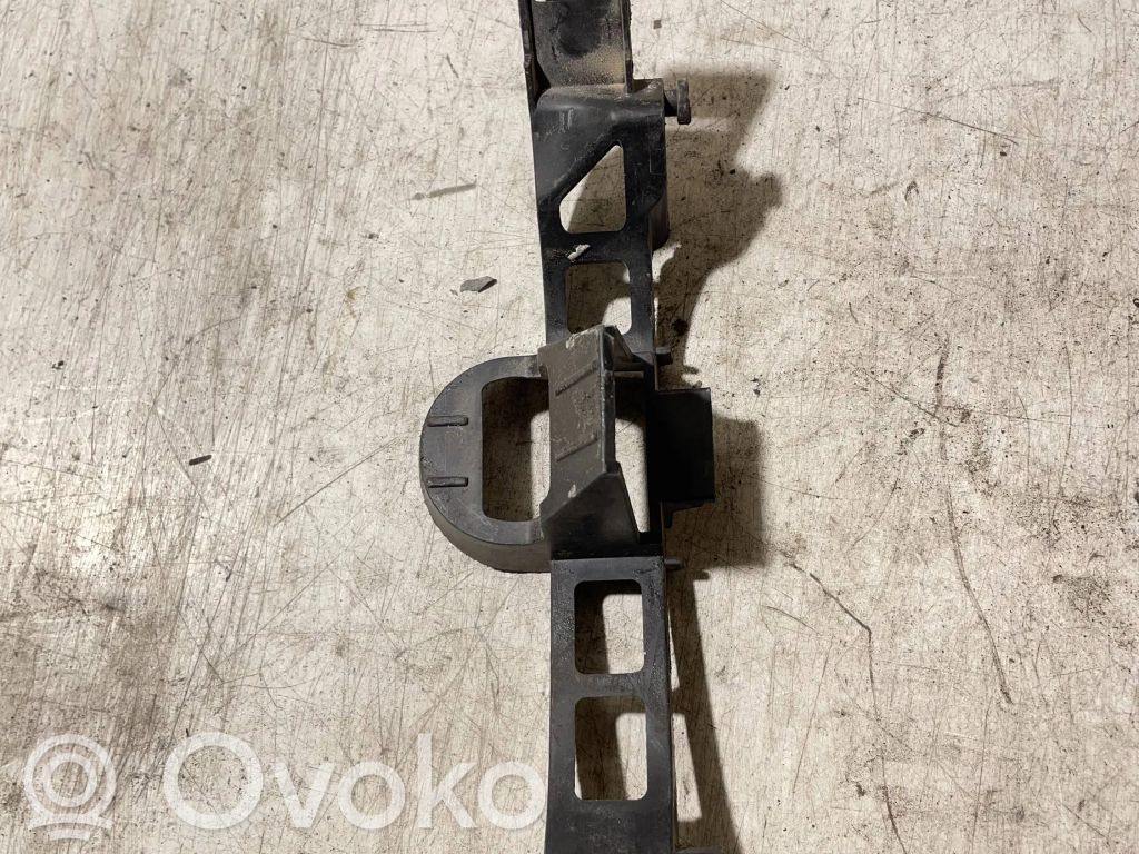 Opel Vectra C Uchwyt / Mocowanie zderzaka tylnego 