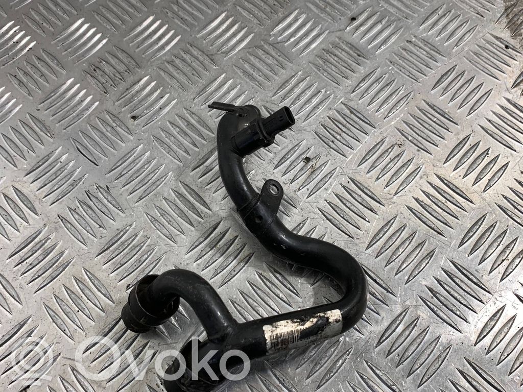 Audi A6 Allroad C6 Engine coolant pipe/hose 