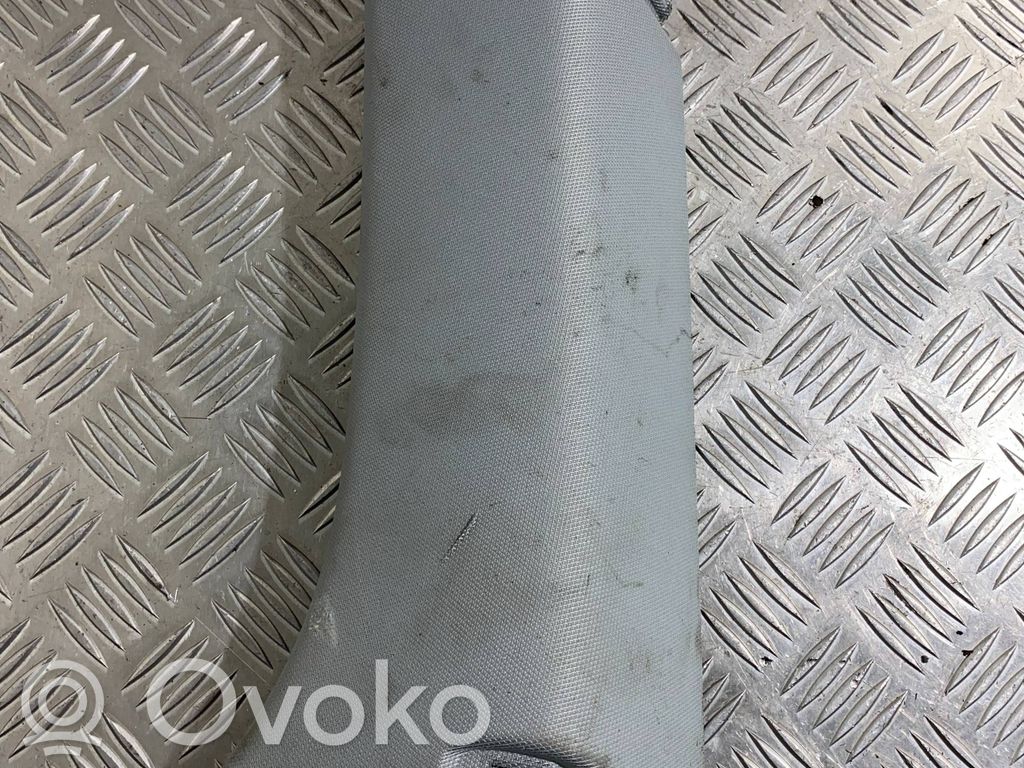 Audi A4 S4 B9 C-pilarin verhoilu 