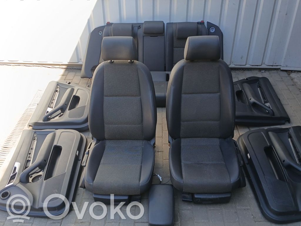 Interior set