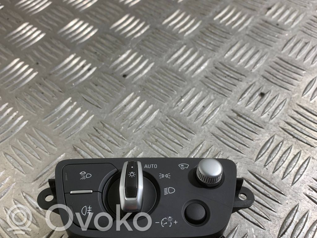 Audi Q7 4M Light switch 